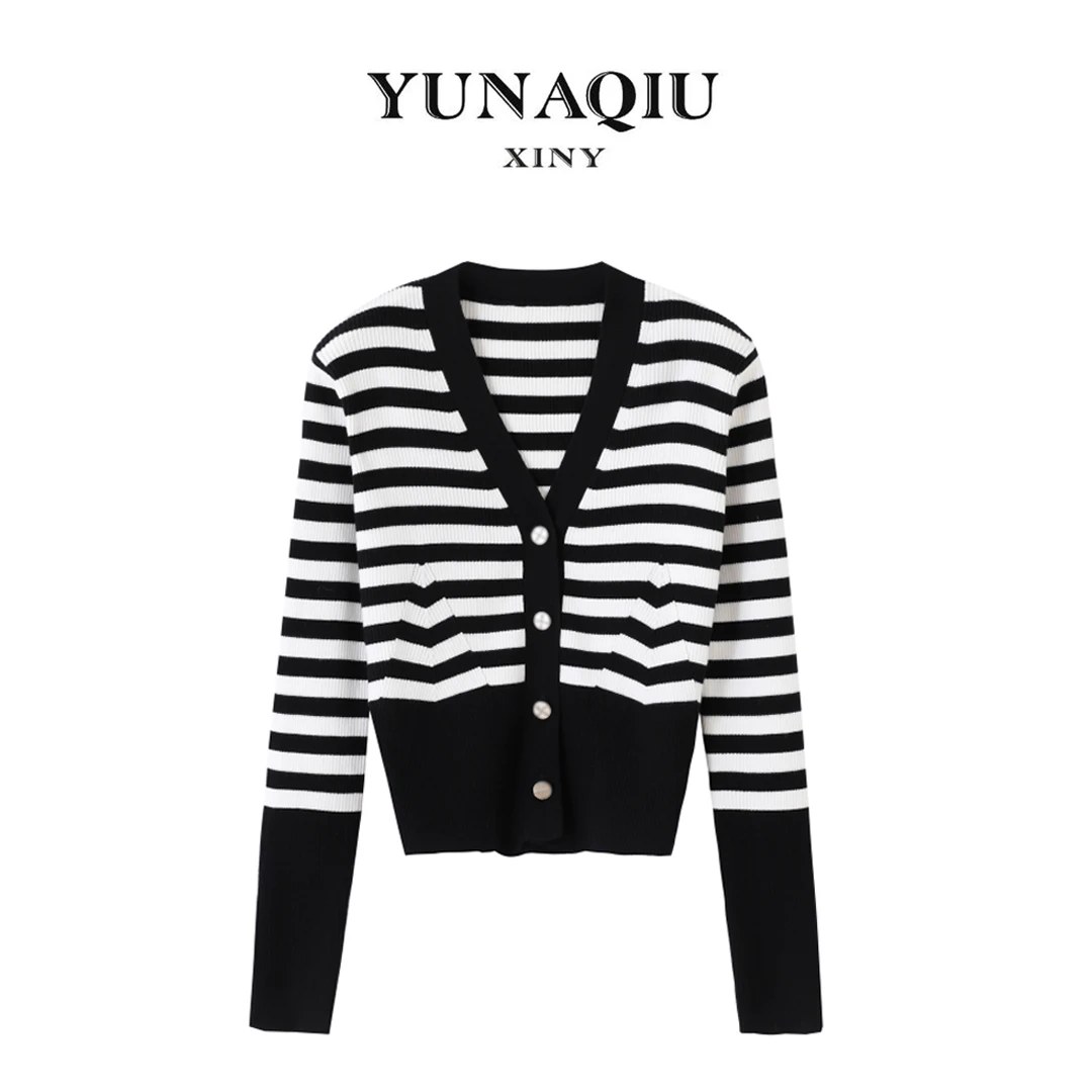 秋季新款法式小众设计感V领条纹针织开衫上衣女外套-6611