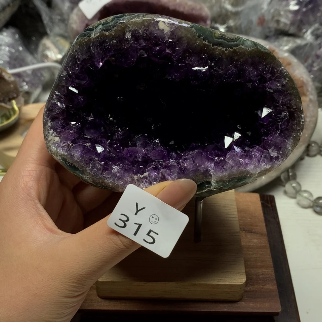 水晶摆件未镶嵌水晶