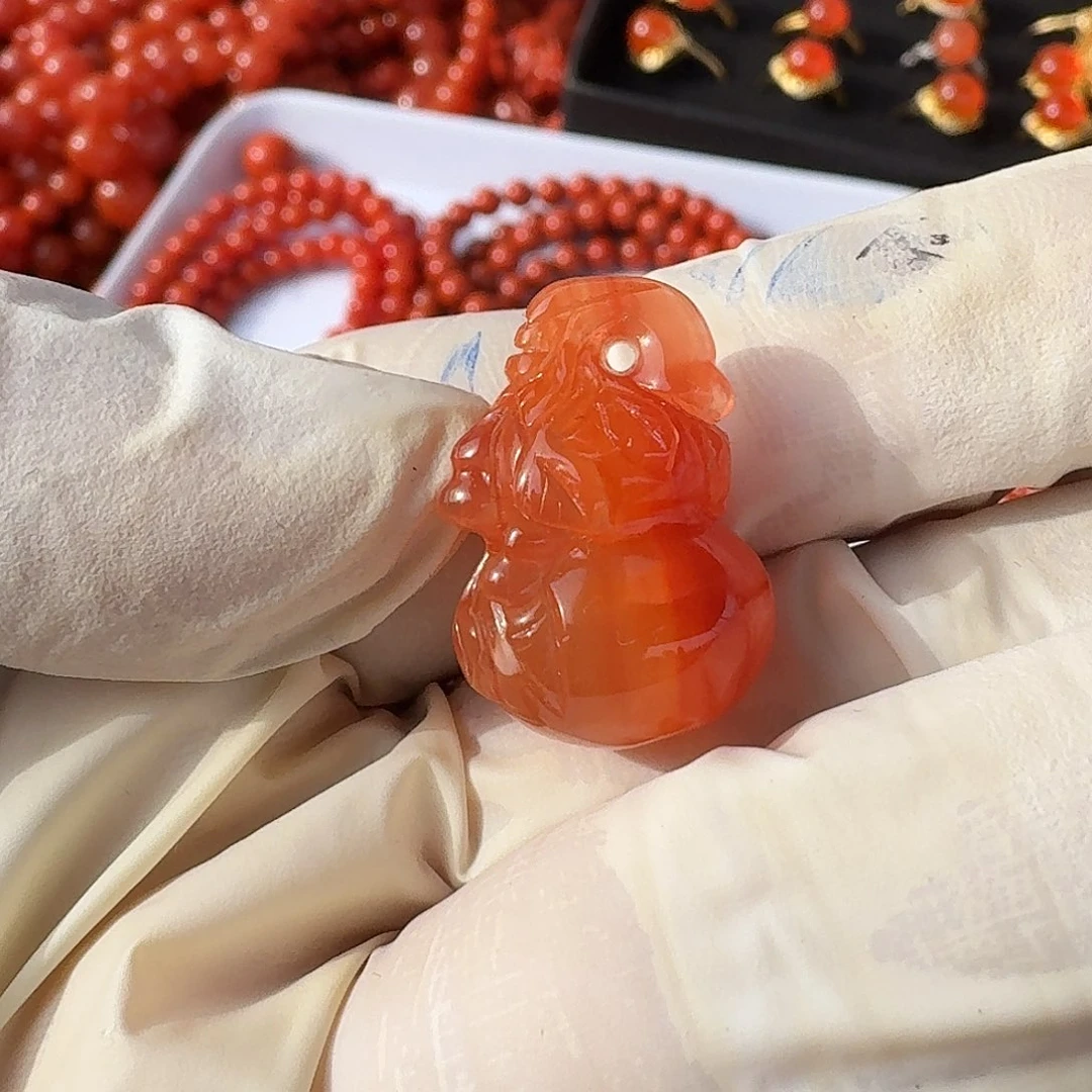 未镶嵌手链水晶红*