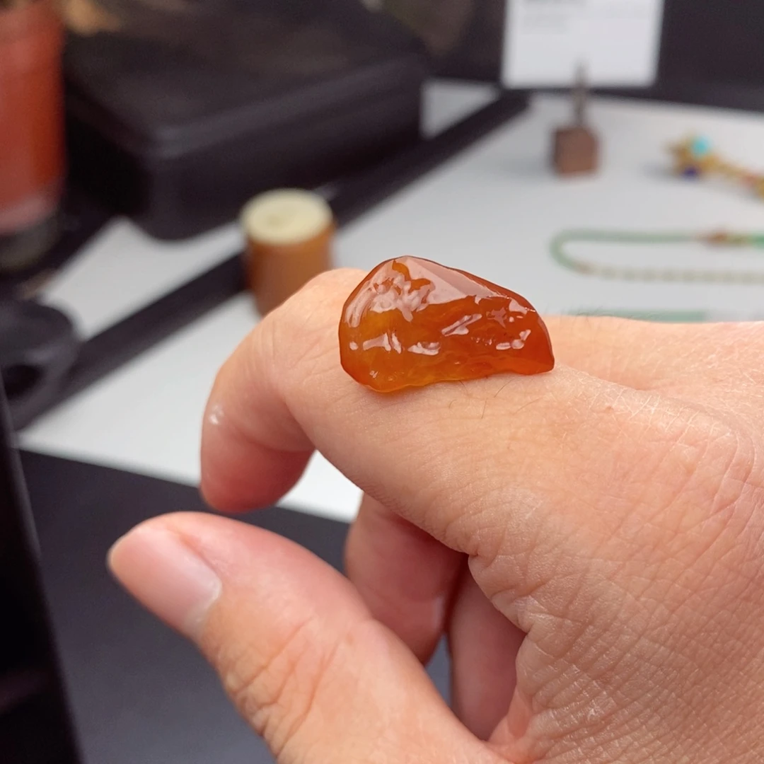 定制翡翠未镶嵌包工