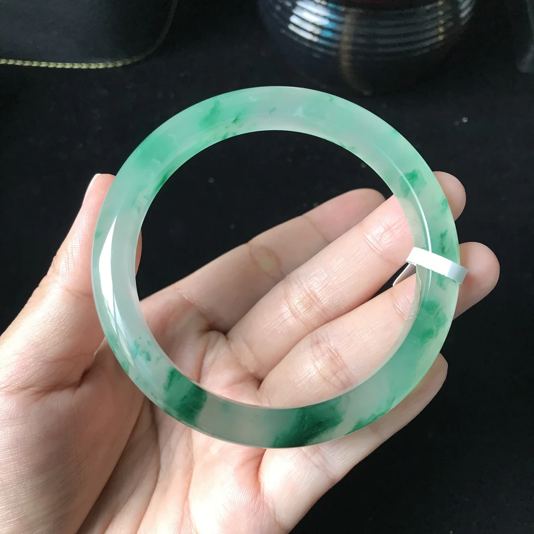 非洲翠毕业款高冰飘花美镯58圈口宽10.1mm厚7.6mm