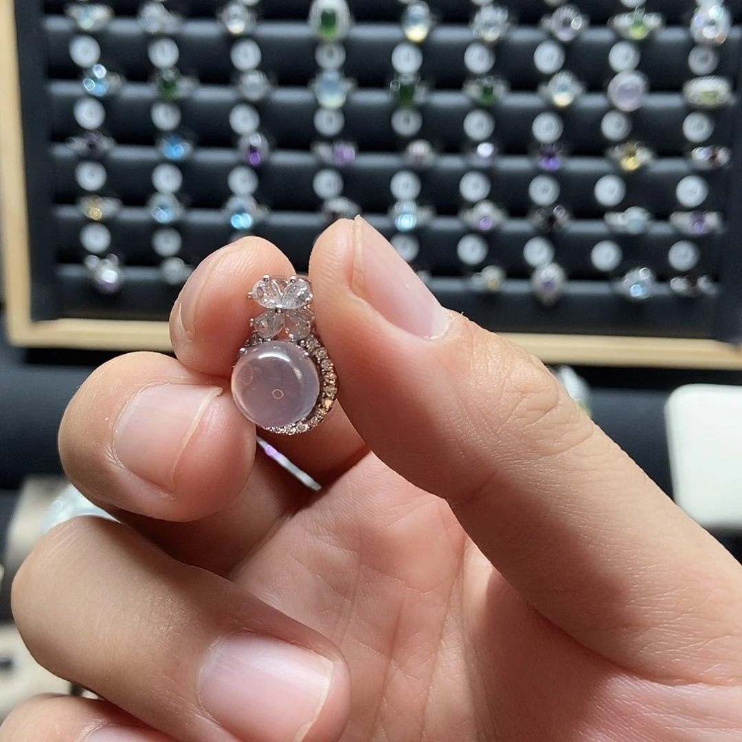 银S925镶嵌蛇纹石玉手链隔**水