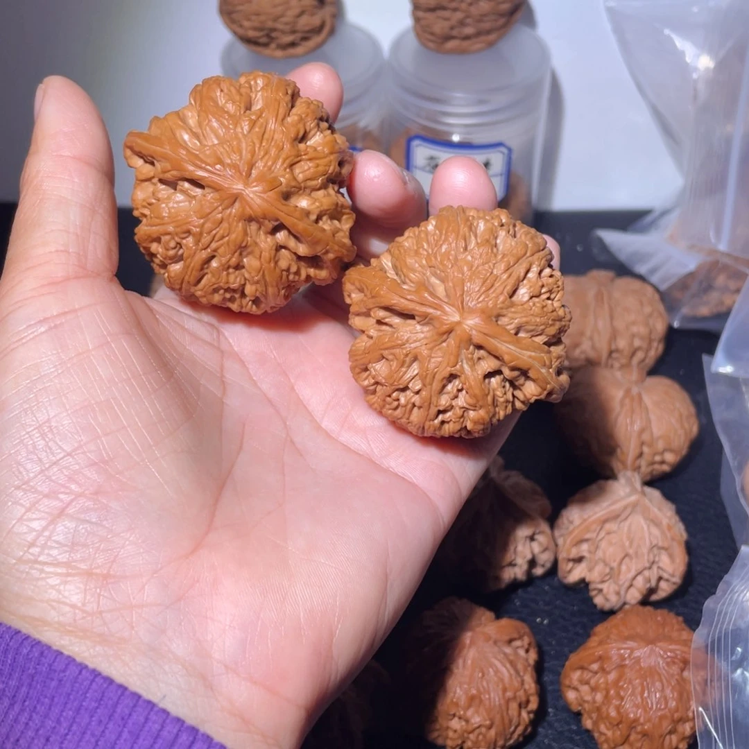 吊坠桃核43尺大粗筋