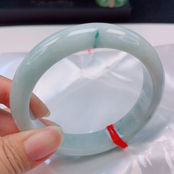 翡翠未镶嵌手镯59圈
