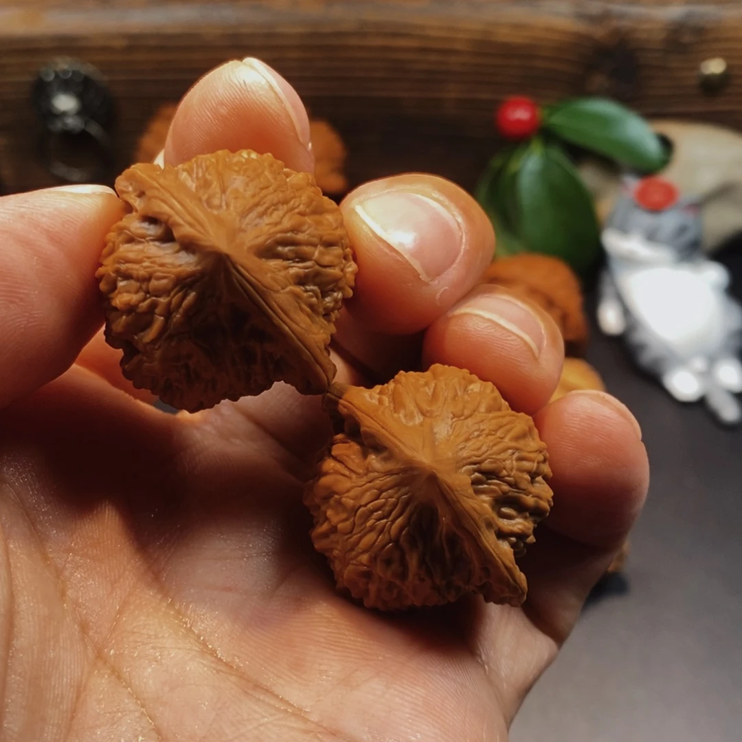 文玩核桃把件七步沟A172