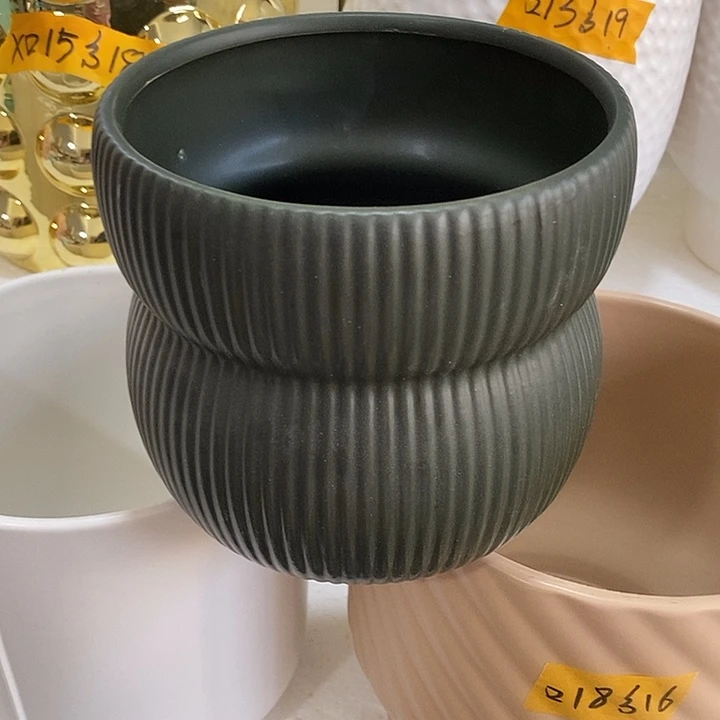 摆件陶盆有孔 微瑕介意勿拍