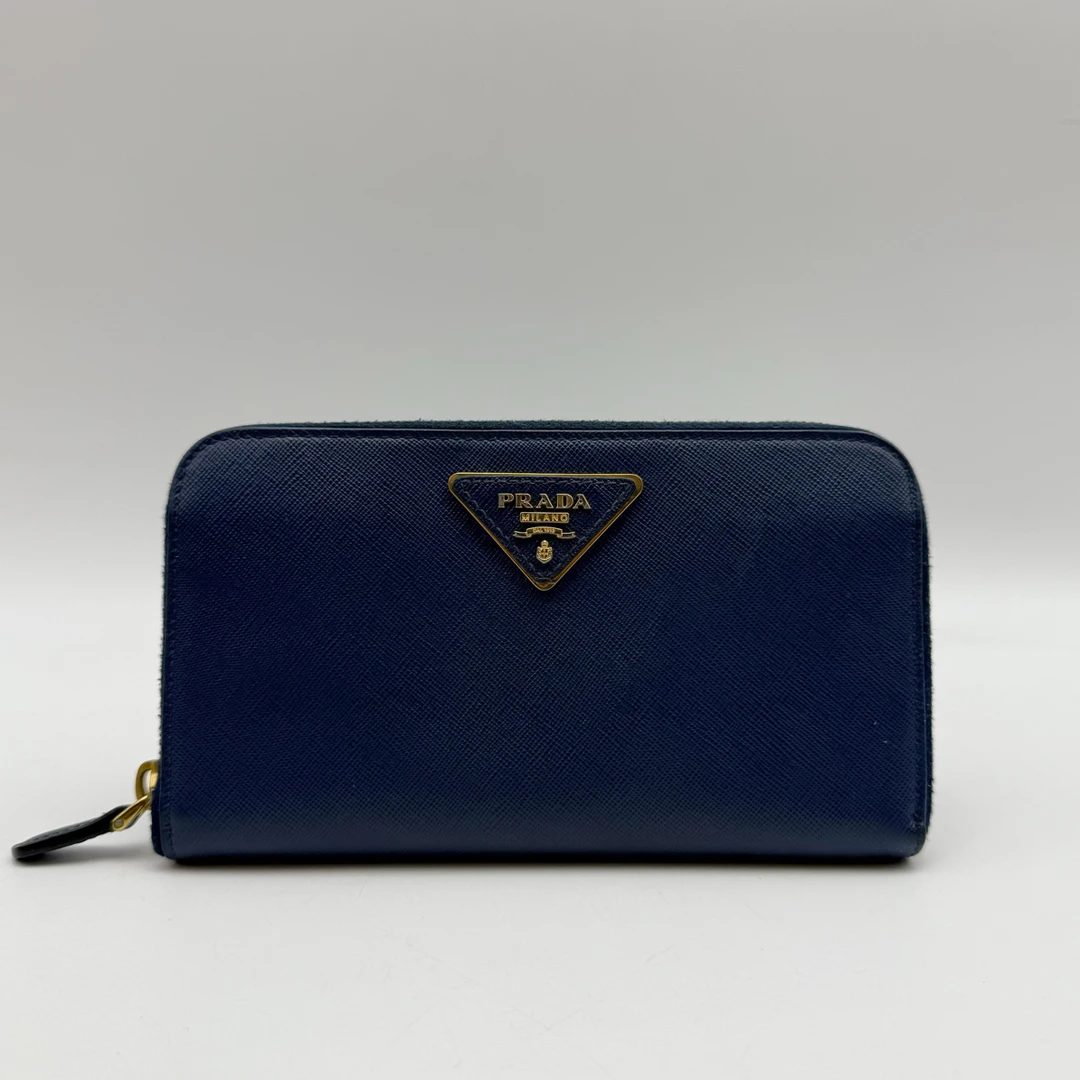 95新 Prada/普拉达 长款钱包、拉链款钱夹84910