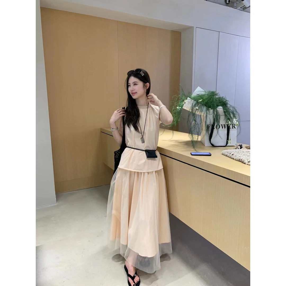 【RS.WHMT】韩系温柔风纯色无袖背心裙子+气质半身裙套装(配腰包)