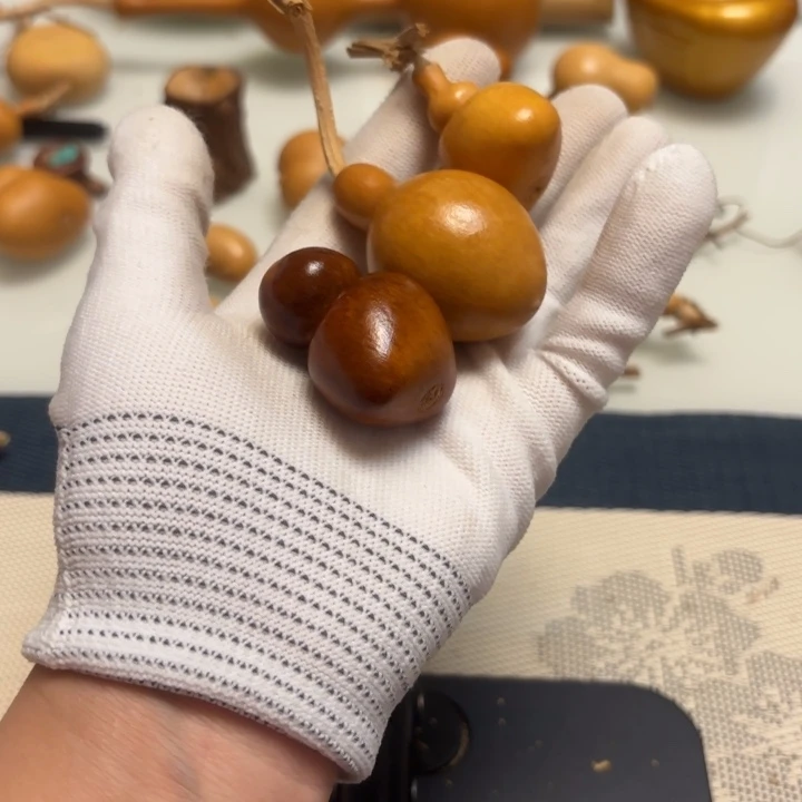 吾***皇天然手捻老皮葫芦