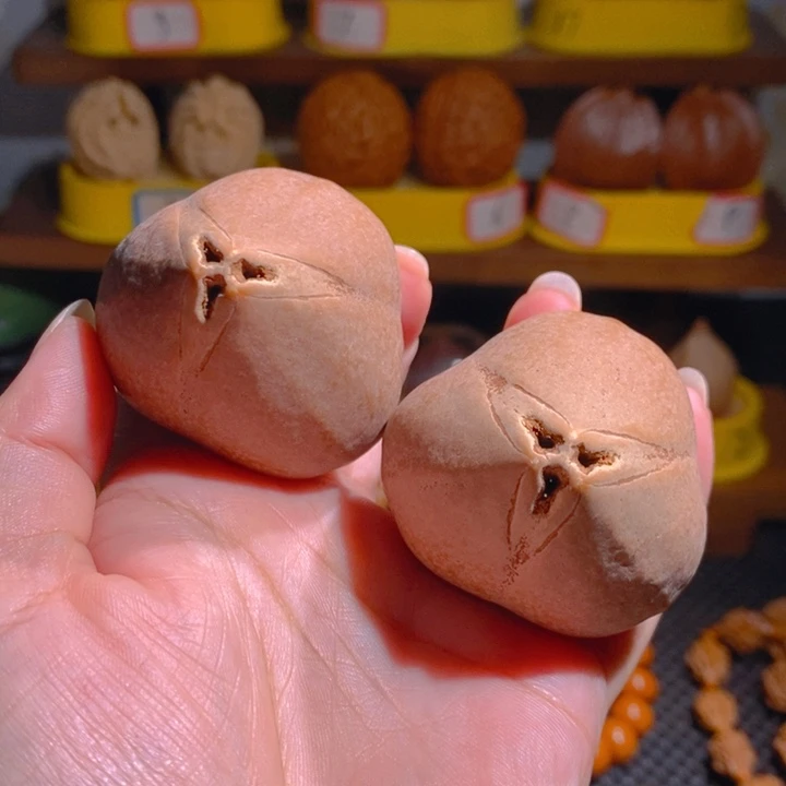 野生蟠桃三花大橄榄核4858