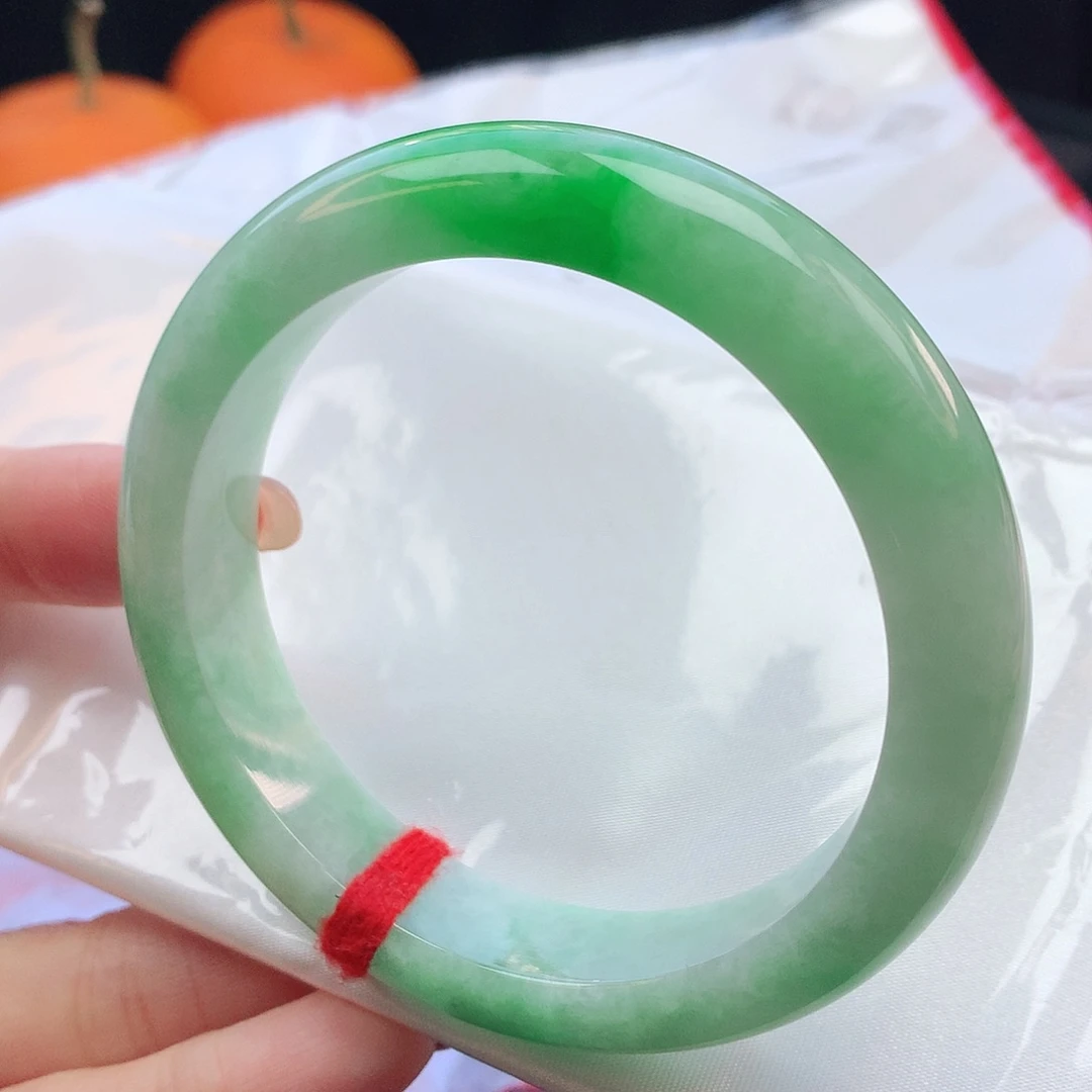 翡翠手镯未镶嵌56圈口882349