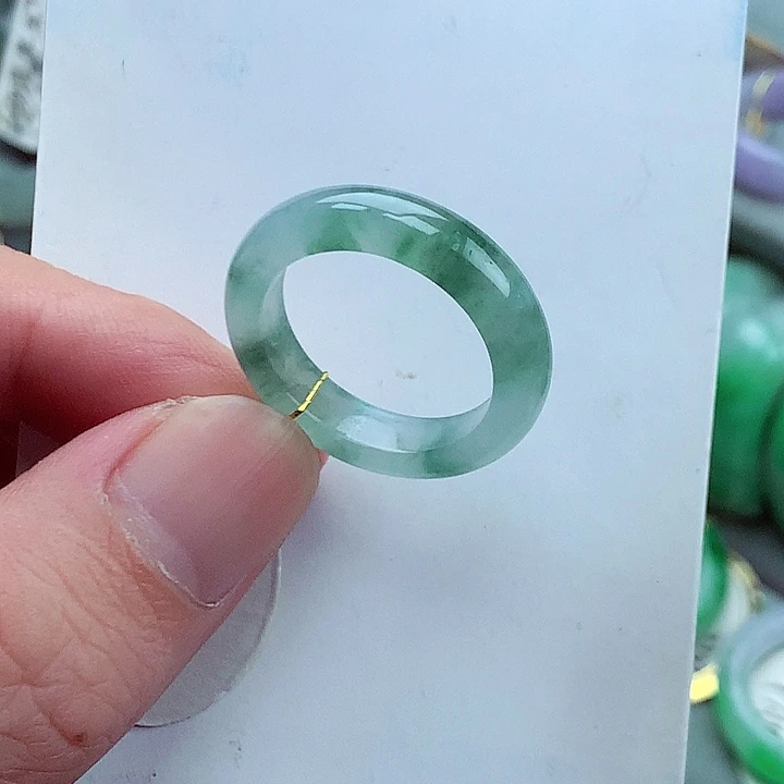 翡翠未镶嵌戒指21号圈