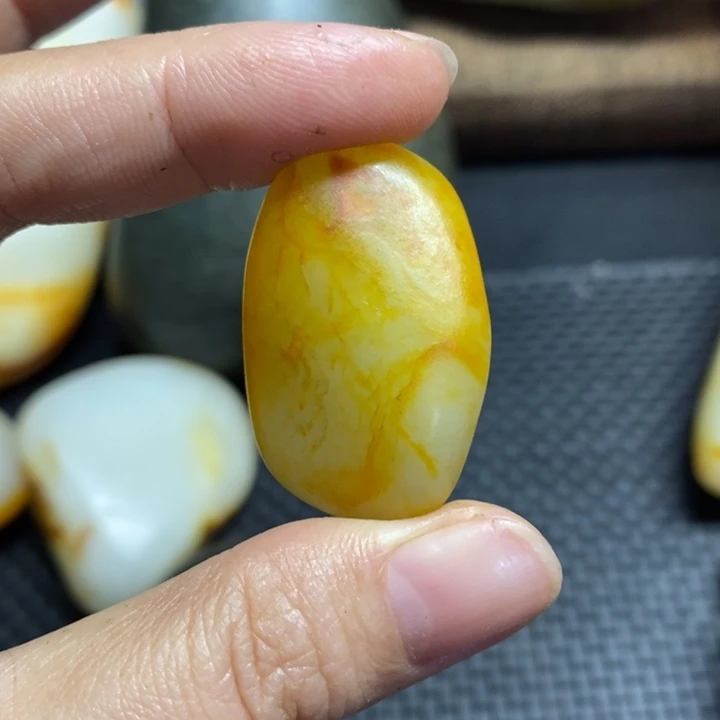 未镶嵌和田玉挂件