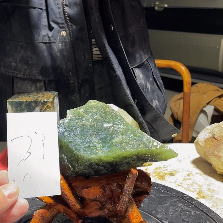 蛇纹石玉未镶嵌岫玉