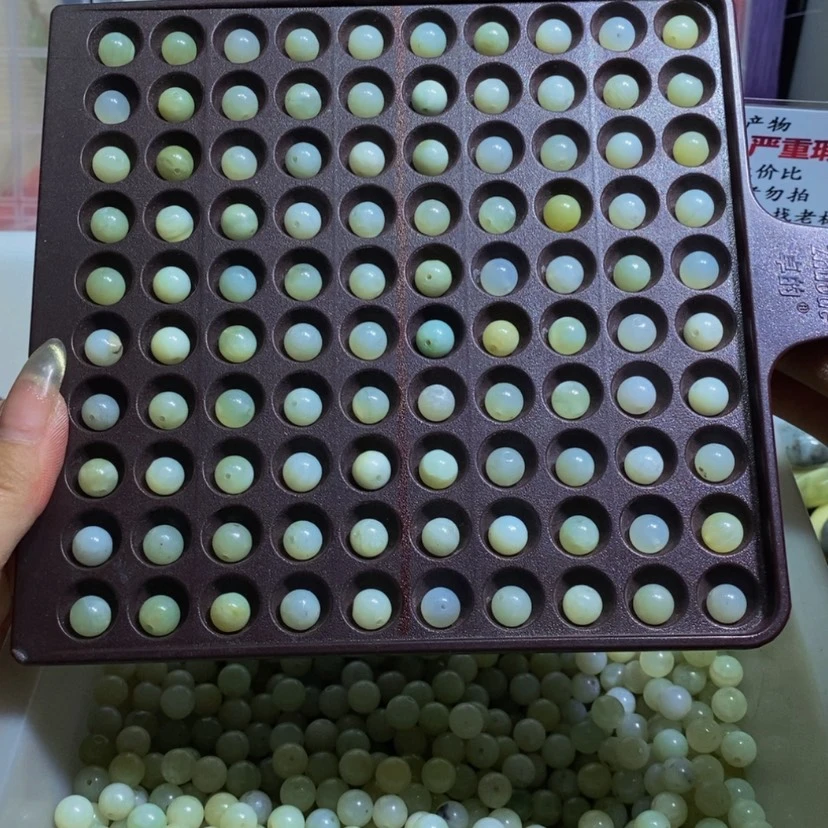 【闪购商品】蛇纹石玉其他未镶嵌108