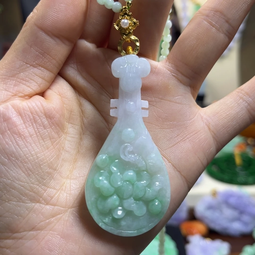 翡翠未镶嵌颈饰天然翡翠