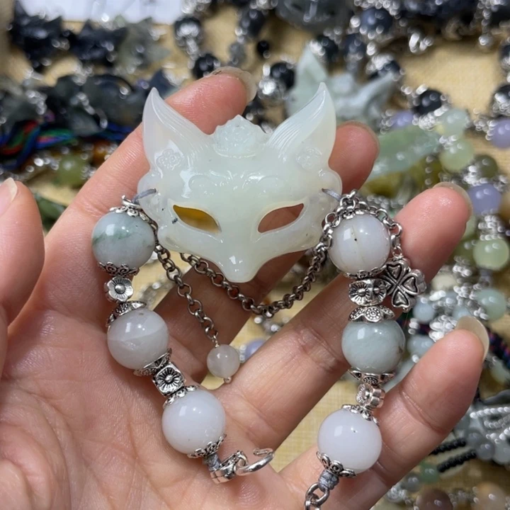 蛇纹石玉合金颈饰