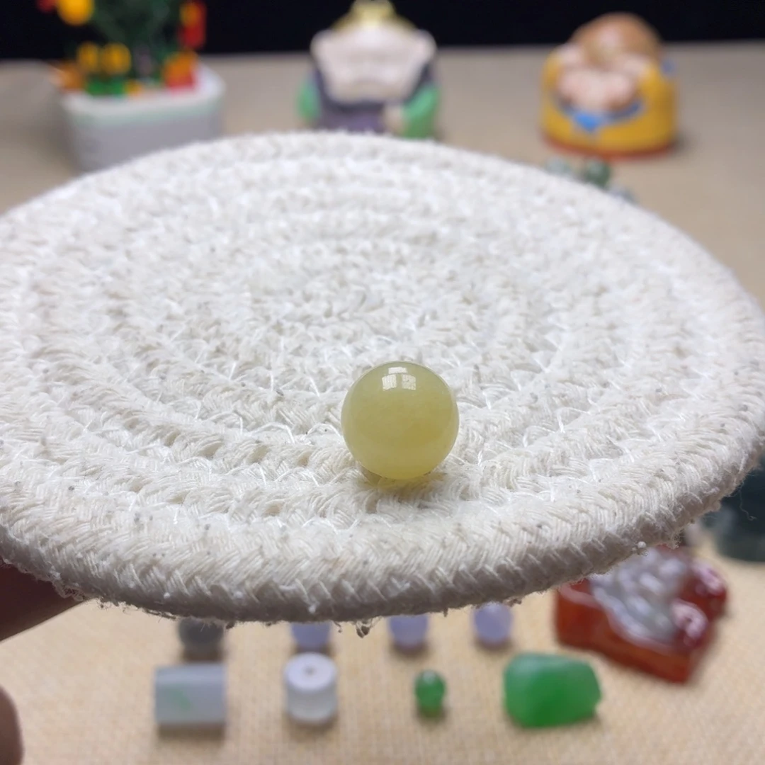 翡翠未镶嵌手链12.04满黄翡圆珠