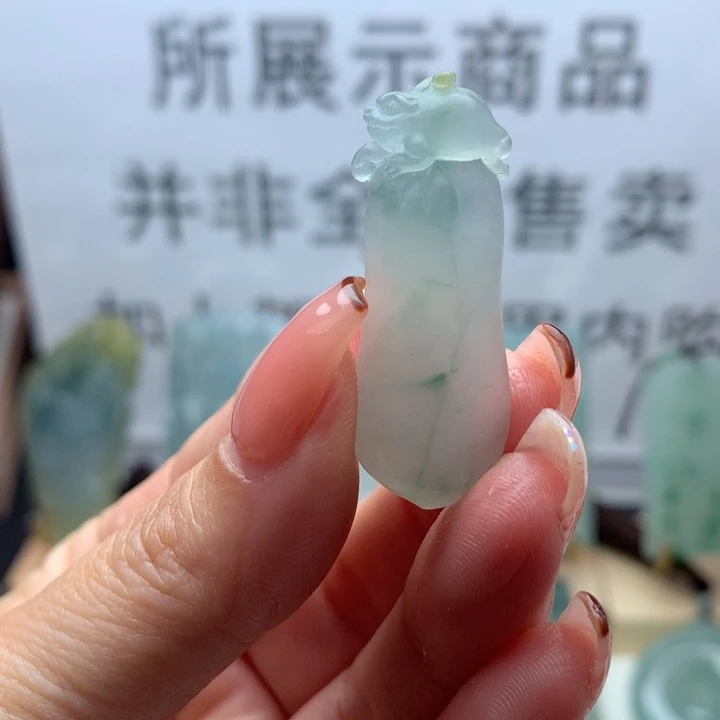 定制翡翠未镶嵌天然翡翠