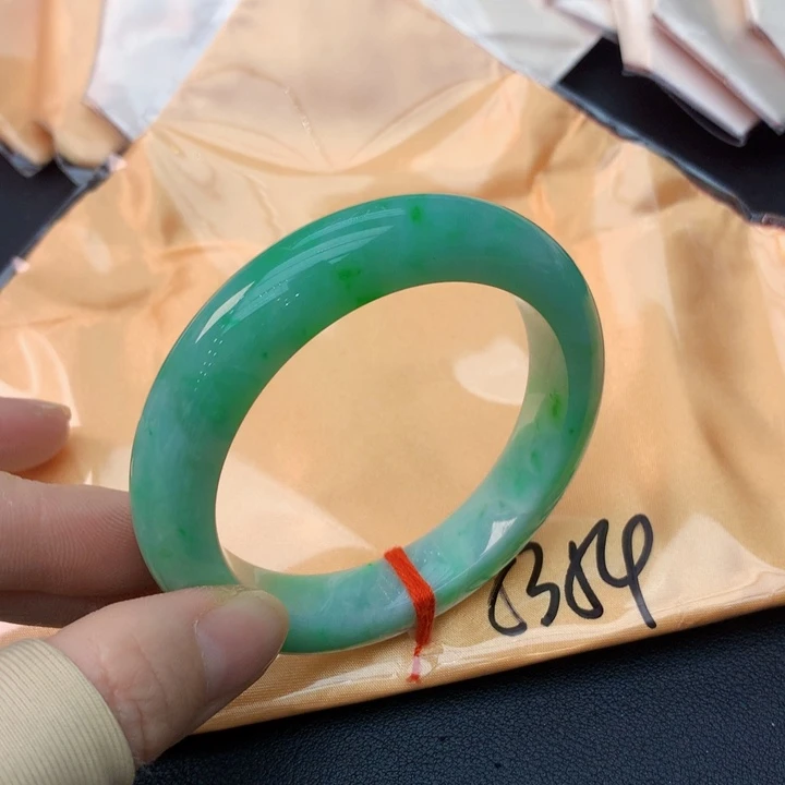 未镶嵌手镯翡翠翡翠手镯
