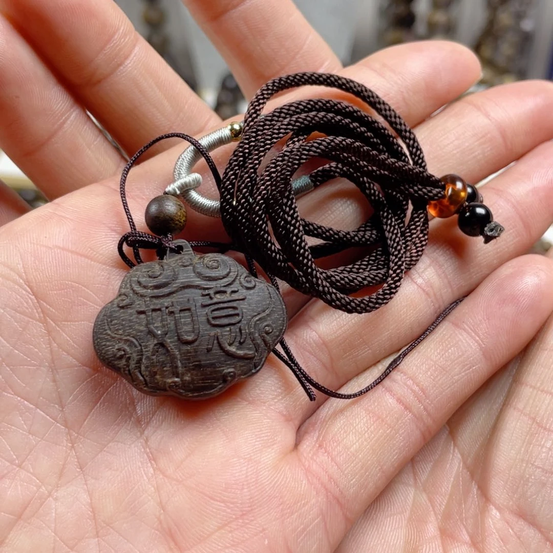 沉香木手串若**见越南富森红土玉化老料