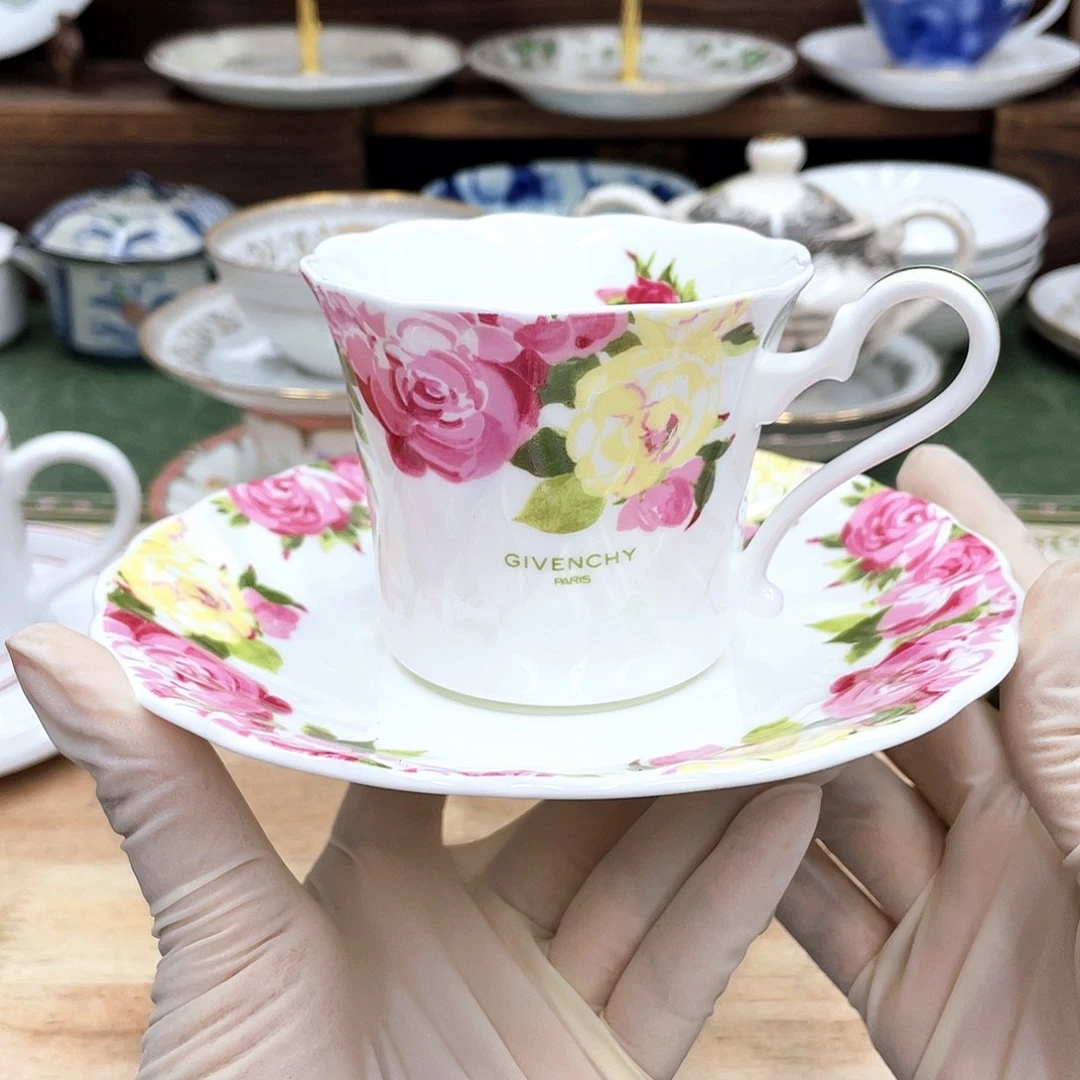 鹿屋家的美丽咖啡杯