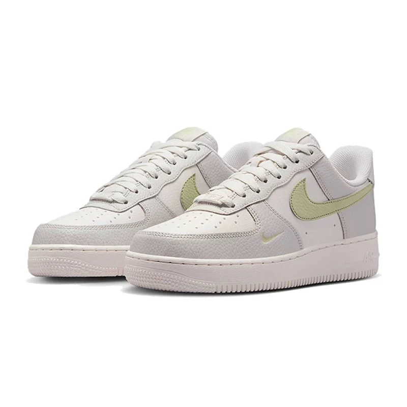 NIKE/耐克女子空军一号AIR FORCE 1经典时尚休闲运动鞋IB3881001