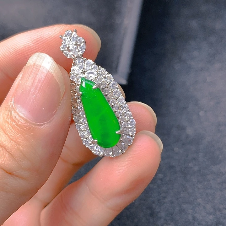 翡翠银S925镶嵌颈饰