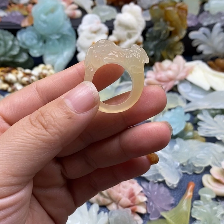 蛇纹石玉合金颈饰