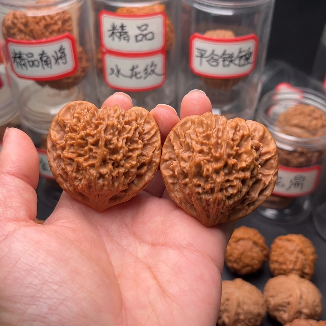 把件文玩核桃46老树桃心满天星