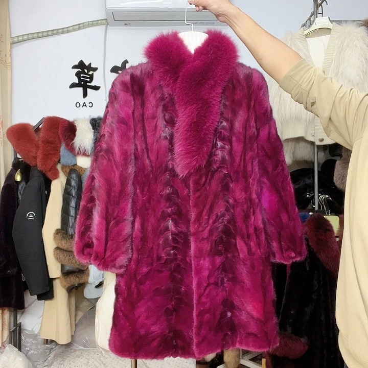 商场断码拼貂衣服