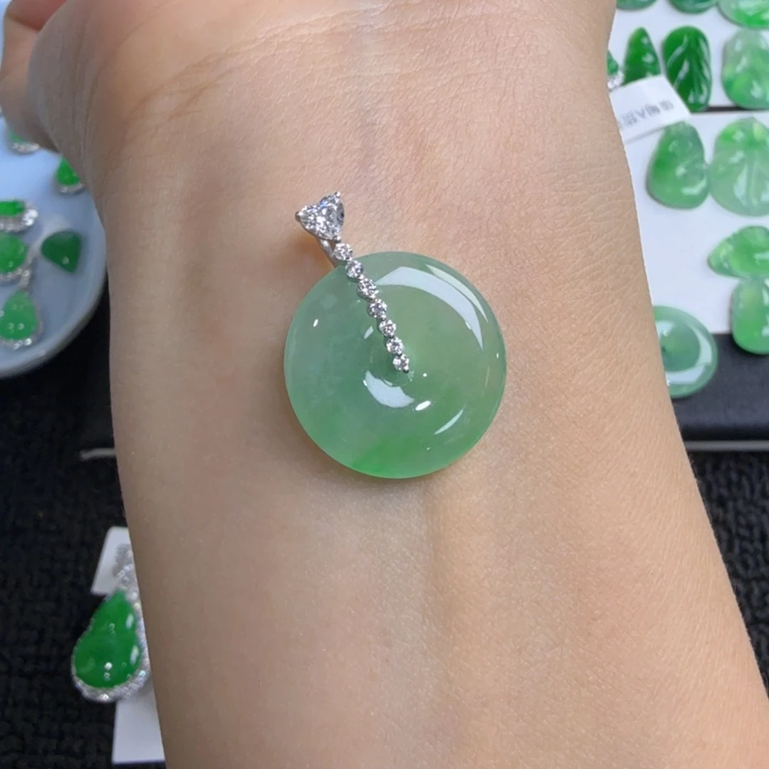 吊坠(不含链)18K金镶嵌翡翠平安扣