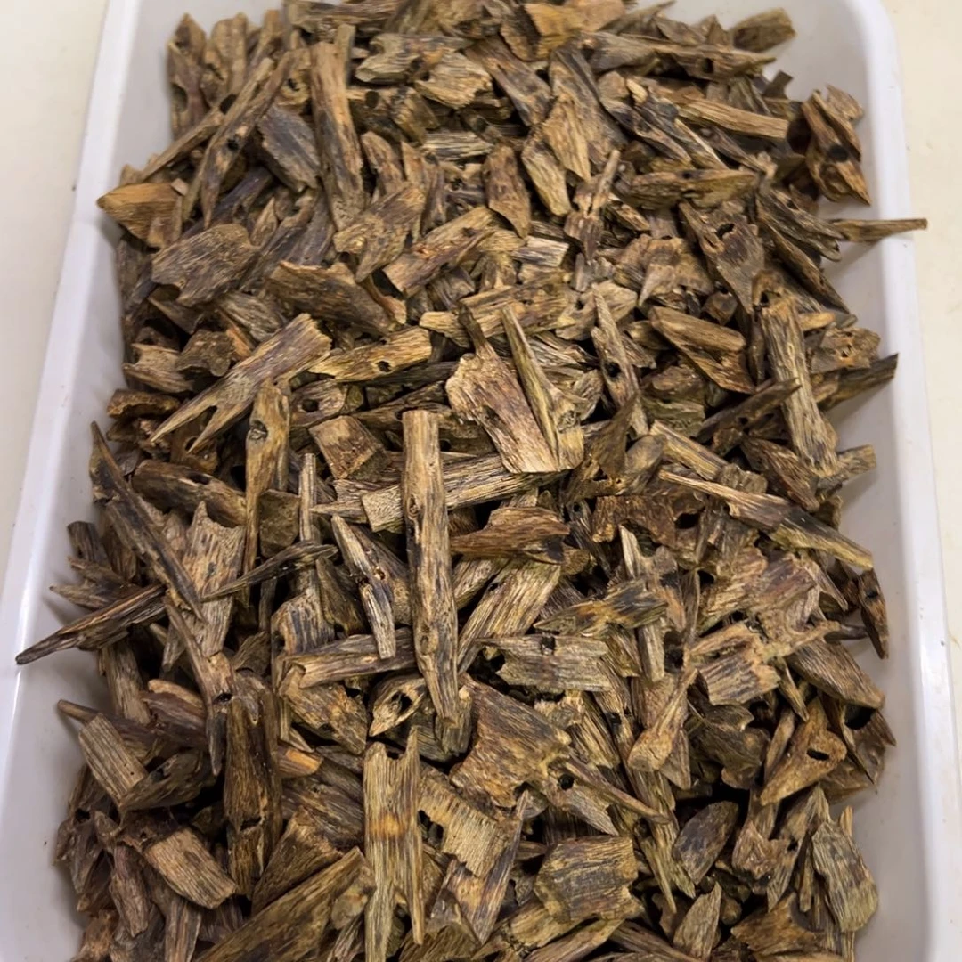 沉香碎屑沉香老白棋瓜子料100克