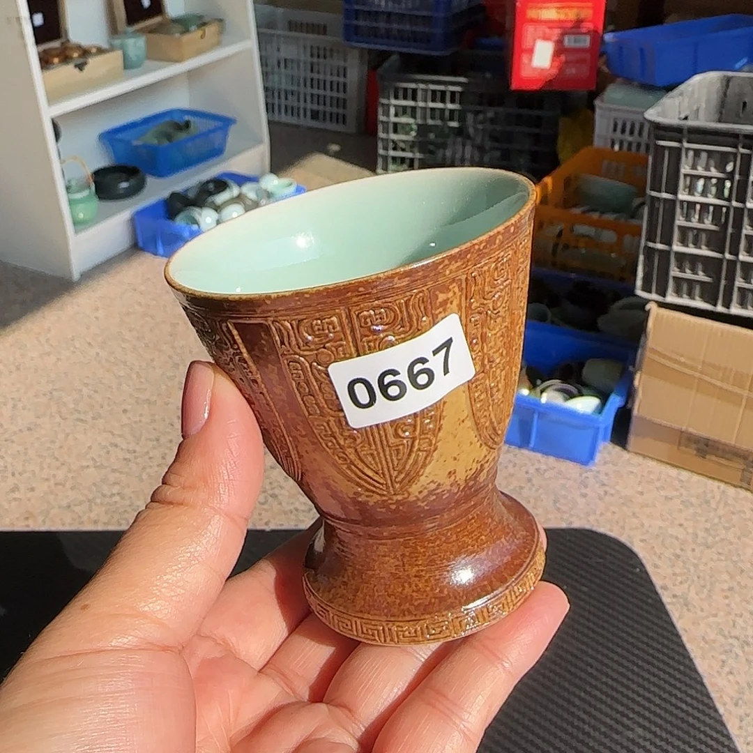龙泉敬悦青瓷品茗杯微瑕