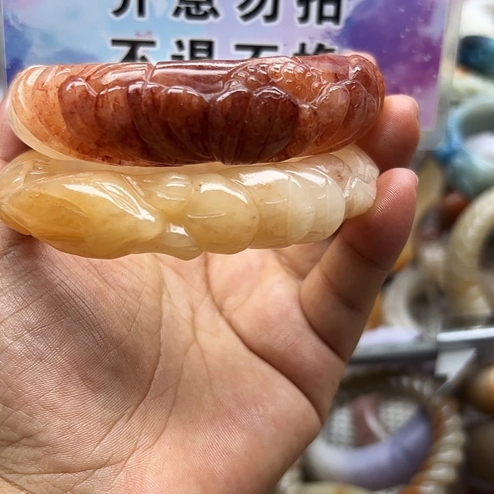 未镶嵌手镯石英岩玉龙*头
