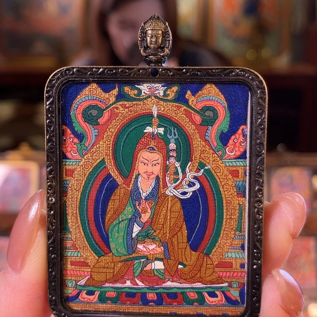 踏***雪吊坠热贡纯手绘唐卡莲师