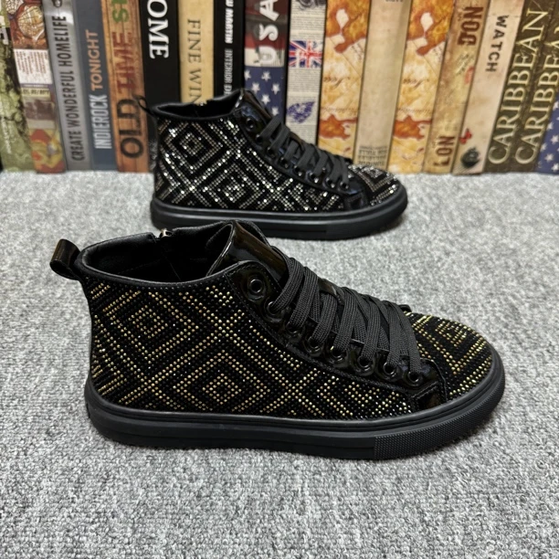 百搭潮流高帮烫钻拉链男鞋舒适软底轻便男士板鞋热卖休闲鞋潮鞋男