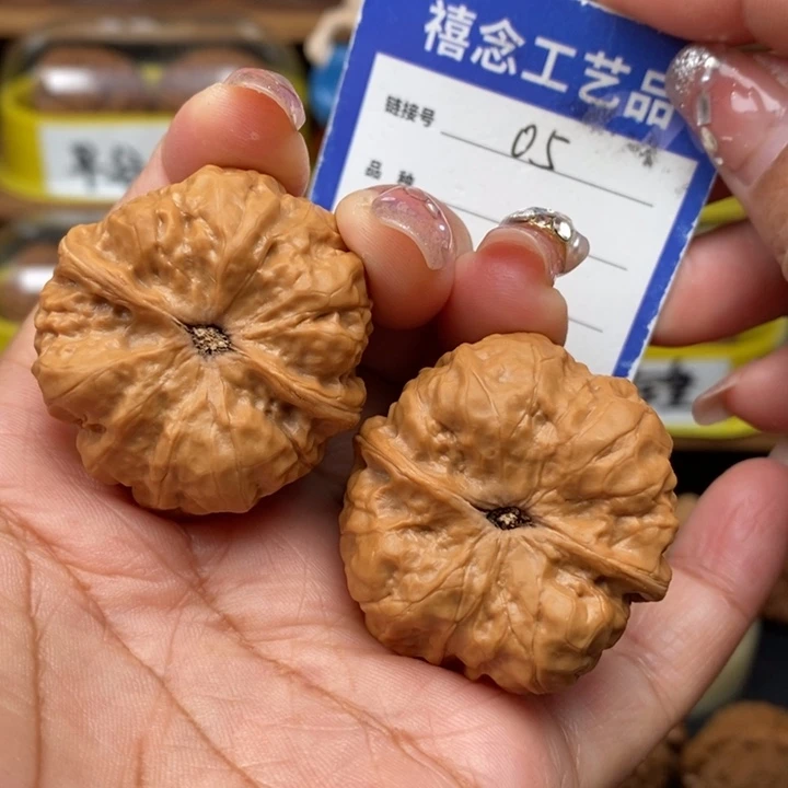 文玩核桃吊坠38蛤蟆头