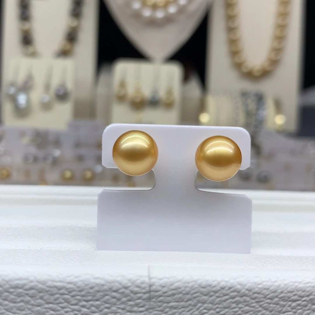 蝶***海水珍珠耳饰18K金镶嵌9.9mm金珠耳钉