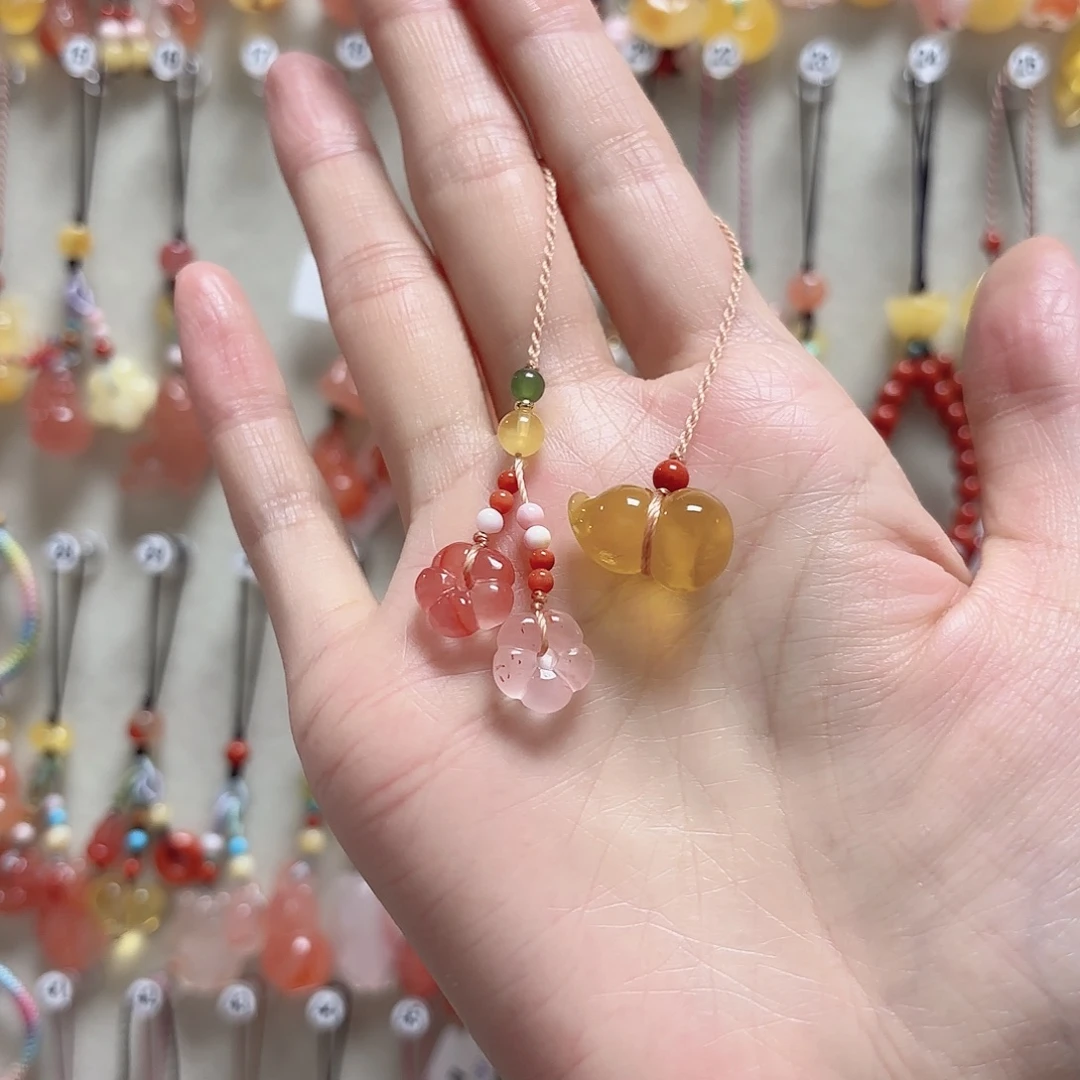 南红玛瑙未镶嵌吊坠(赠链)