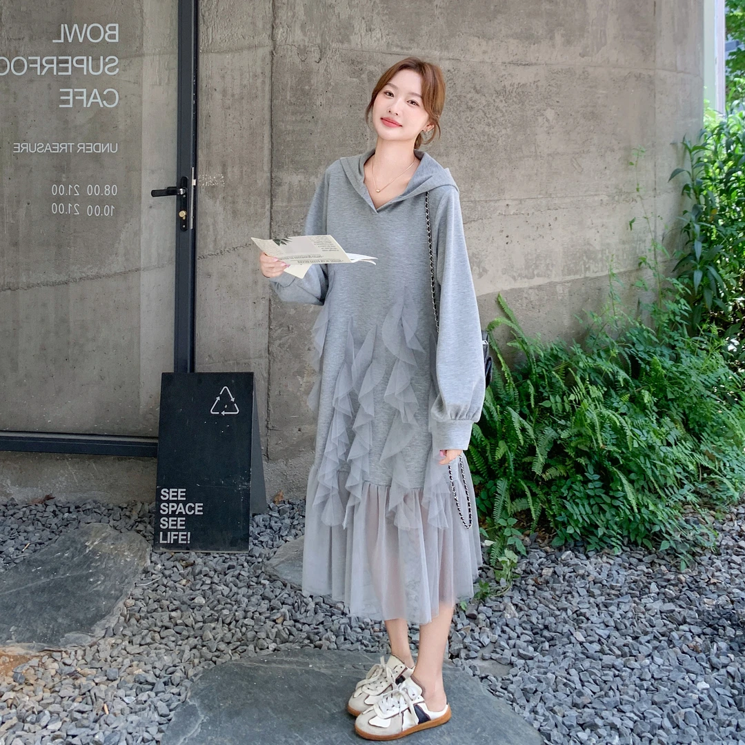 韩系休闲风时尚减龄连帽长裙女早秋新款气质不规则网纱拼接卫衣裙