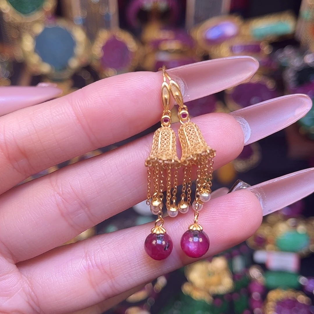 耳饰未镶嵌红宝石