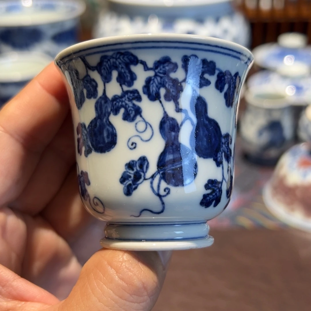 精品青花葫芦纹铃铛杯口径约6.2厘米