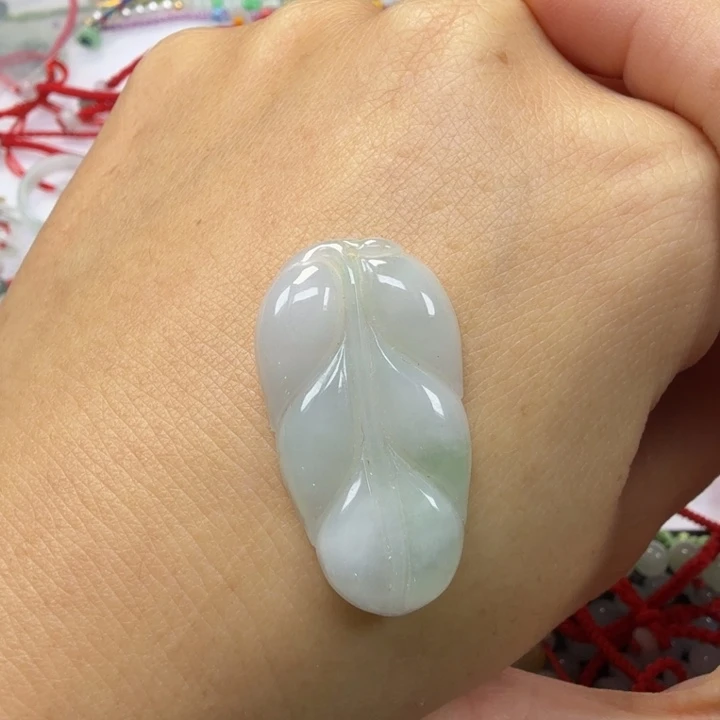 翡翠未镶嵌挂件7999999