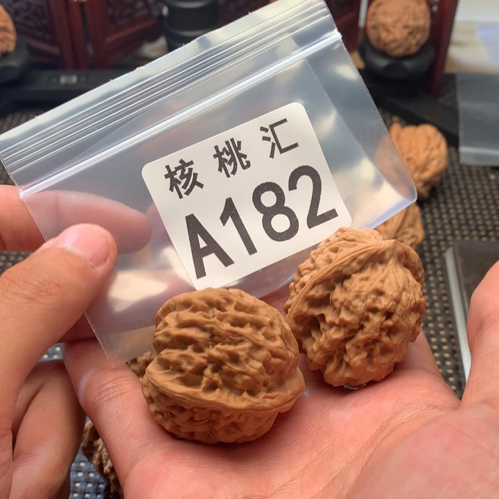 吊坠文玩核桃霸王