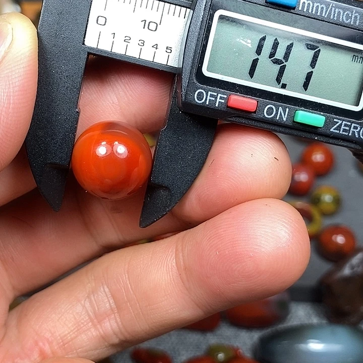 未镶嵌南红玛瑙挂件