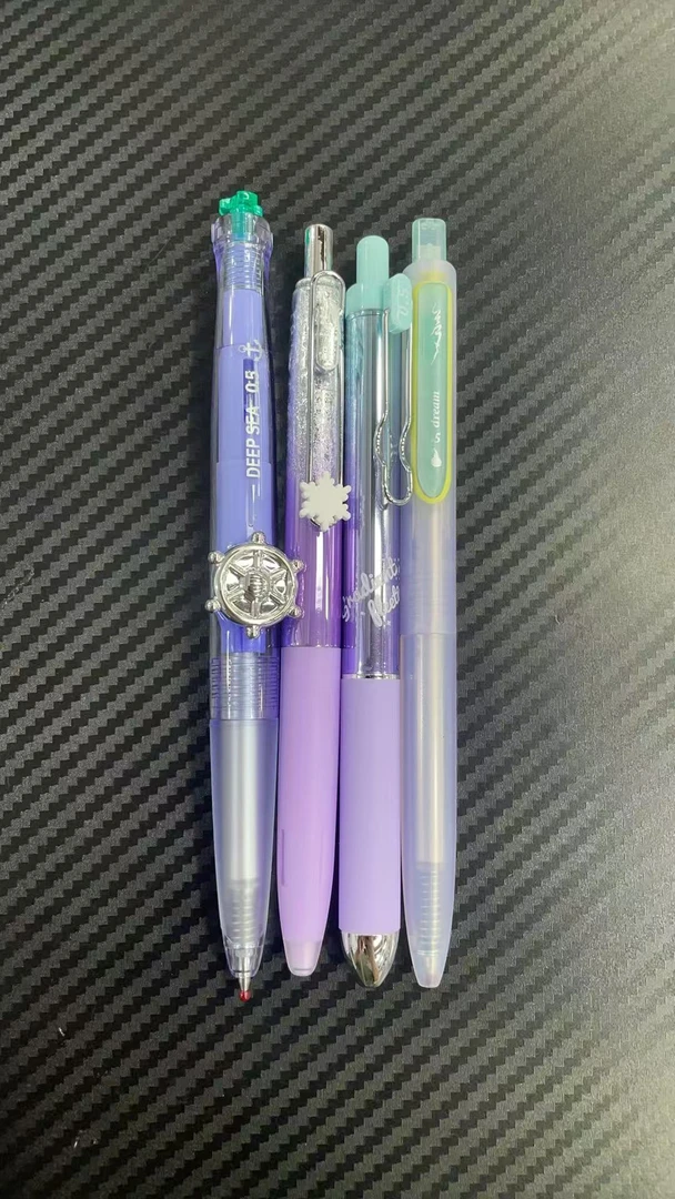 发紫色笔杆组合,到手4支黑墨。掉封蜡不售后