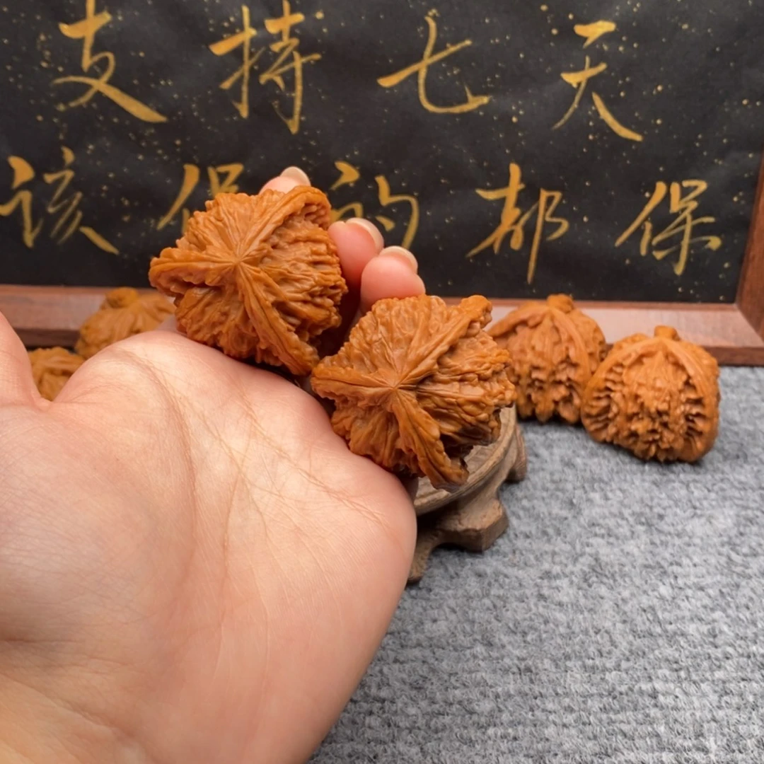 【闪购商品】吊坠文玩核桃马*和