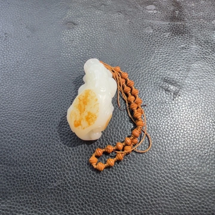 和田玉未镶嵌吊坠(赠链)望*