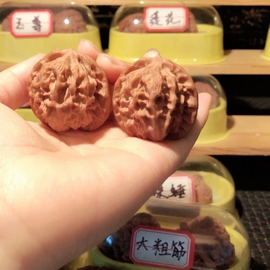 文玩核桃把件龙鳞